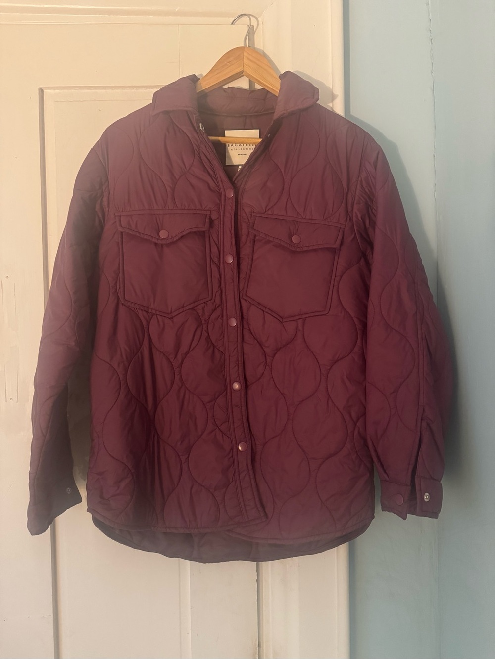 bagatelle Quilted Hooded Puffer Jacket in Raspberry (Fits like a Medium) Relaxed
